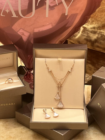 Bvlgari Necklace | Divas Dream