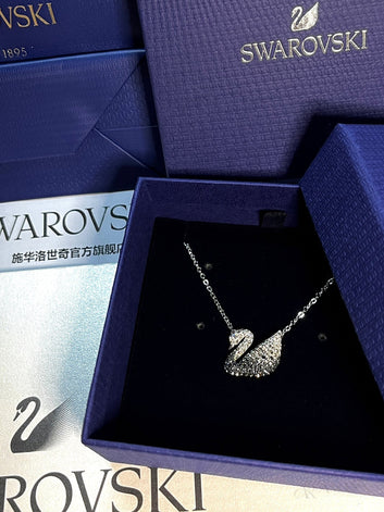 Swarovski Necklace | Black White