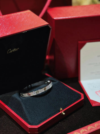 Cartier Bracelet | LOVE / Pavé Classic