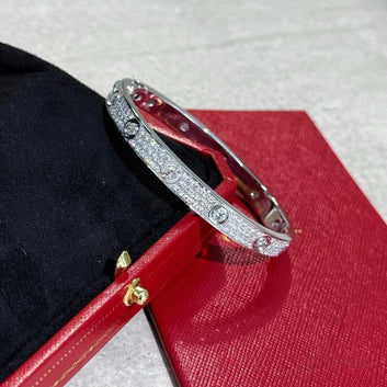 Cartier Bracelet | LOVE / Pavé Classic