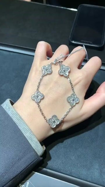 Van Cleef Jewelry Set | Alhambra / Bracelet & Earrings