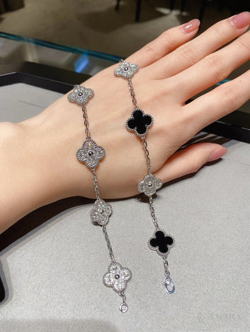Van Cleef Bracelet | Vintage Alhambra / 5 Motifs